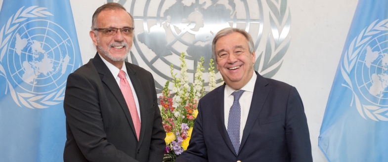 Secretary-General António Guterres (right) meets with Iván Velásquez Gómez, Commissioner of the International Commission against Impunity in Guatemala (CICIG).