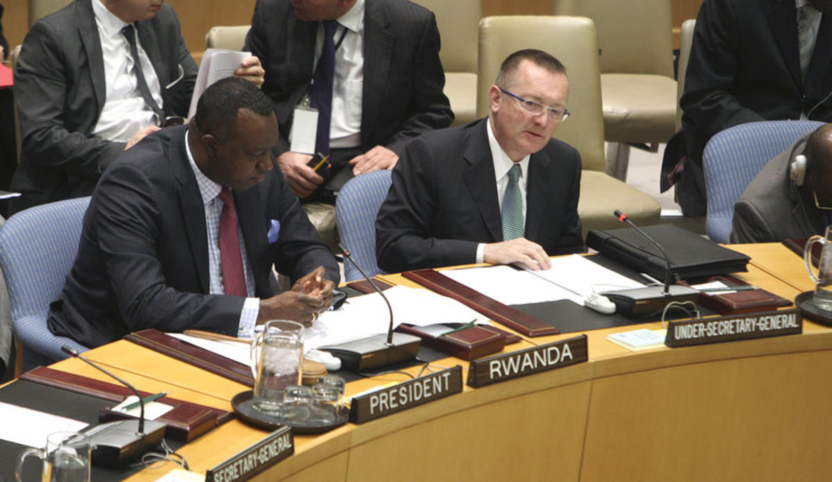 Jeffrey D. Feltman, Under-Secretary-General for Political Affairs, briefs the Security Council on the situation in Mali. On his right is Eugène-Richard Gasana, Permanent Representative of the Republic of Rwanda to the UN and President of the Security Council for the month of April.