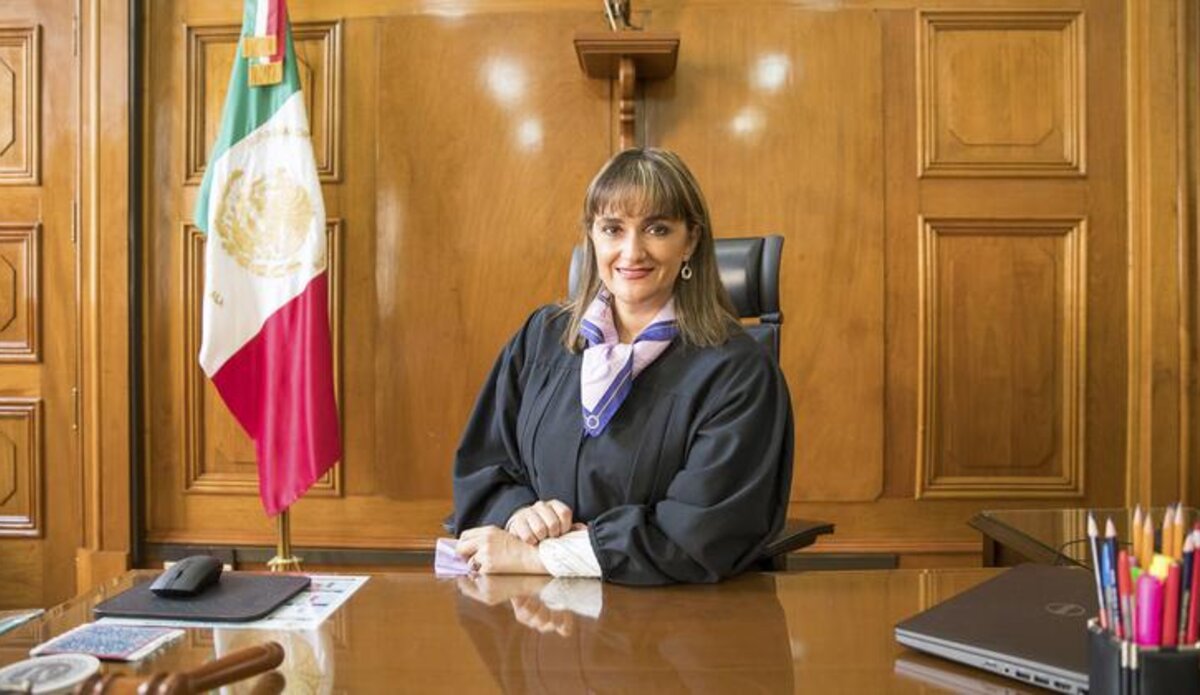 Ministra Mexicana De La Suprema Corte: La Constitución Y Las Leyes ...