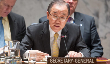Secretary-General Ban Ki-moon briefs the Security Council during the meeting on the situation in the Middle East and Palestine.